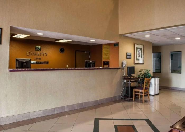 Quality Inn O'Fallon IL - St. Louis