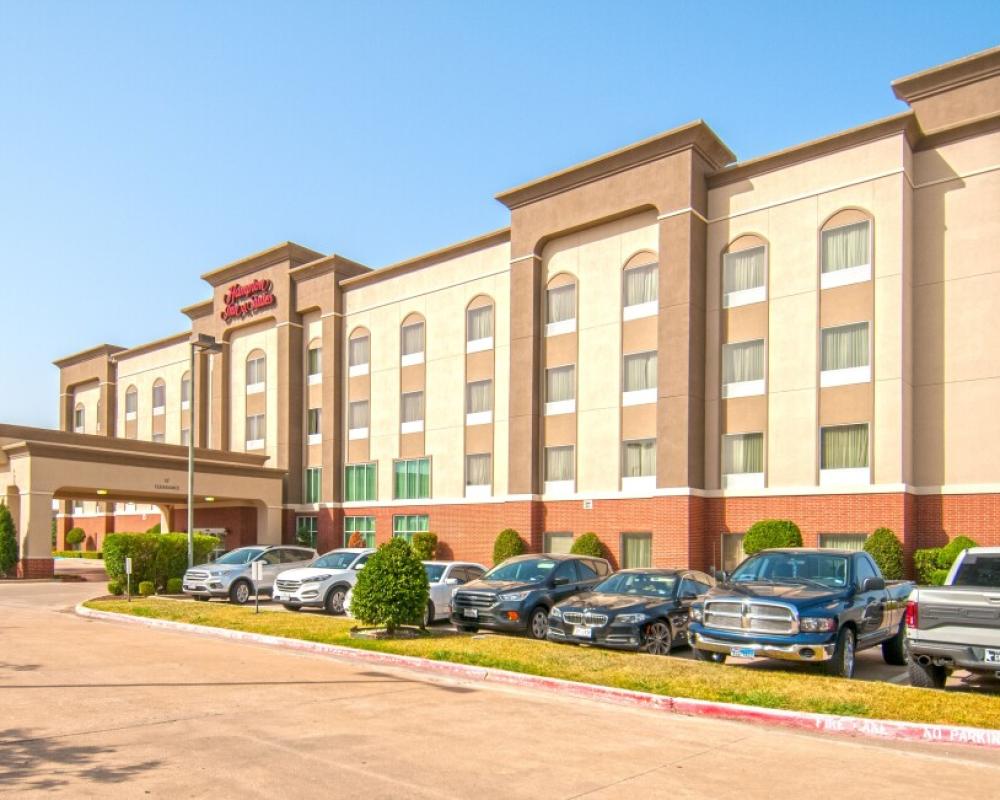 Hampton Inn & Suites Waxahachie