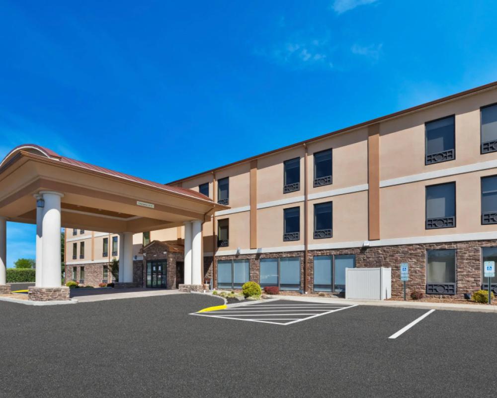Holiday Inn Express Chillicothe East by IHG