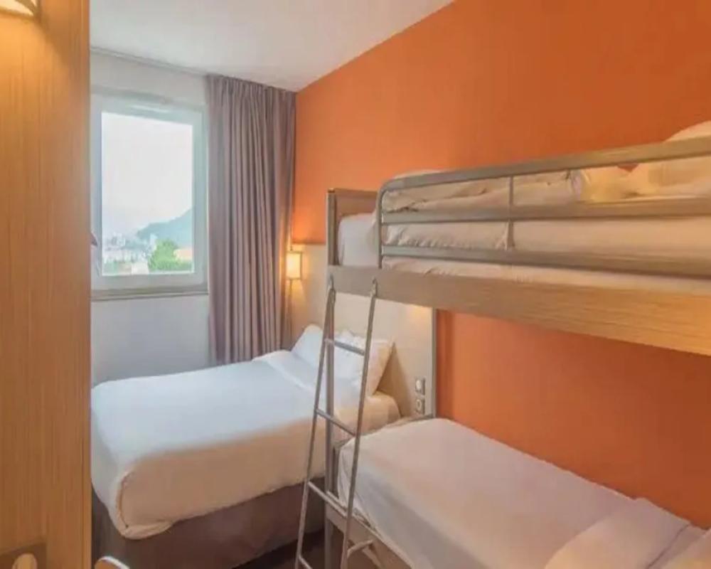 фото B&B HOTEL Gap
