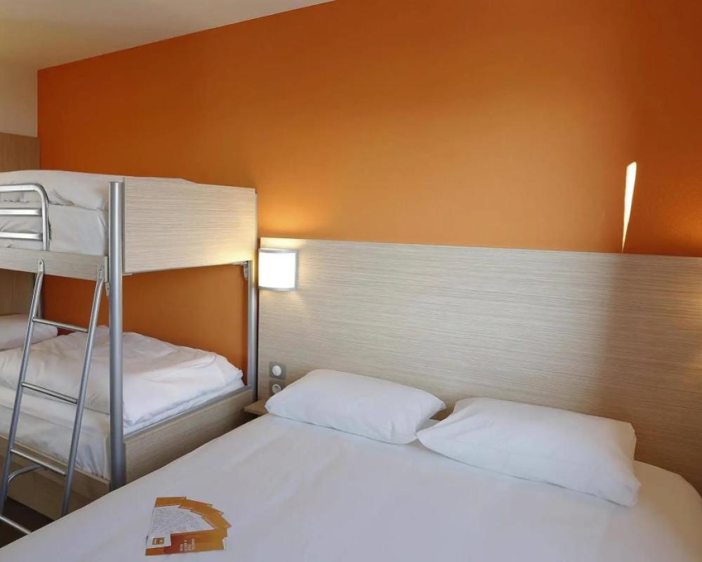 фото B&B HOTEL Gap