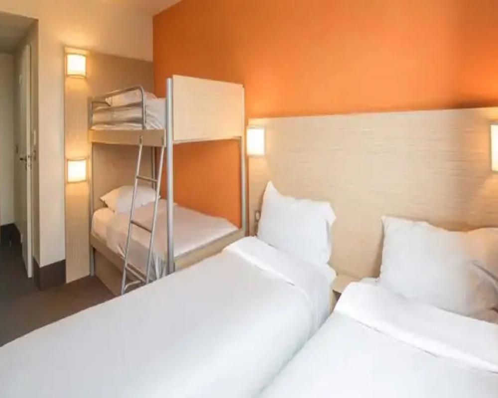 фото B&B HOTEL Gap