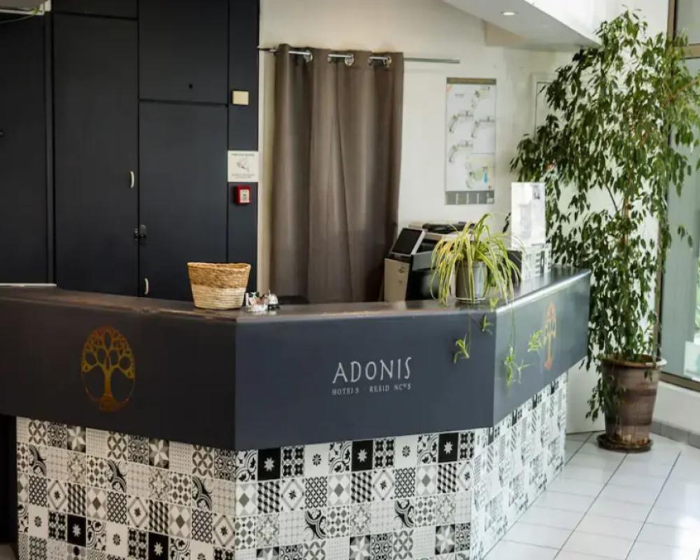 фото Adonis Gapotel