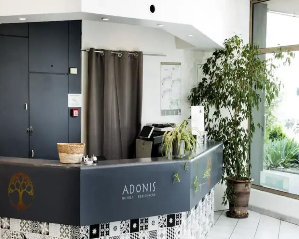 фото Adonis Gapotel