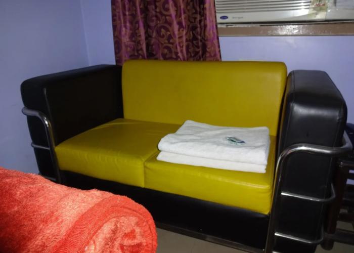 Hotel Viraat Inn