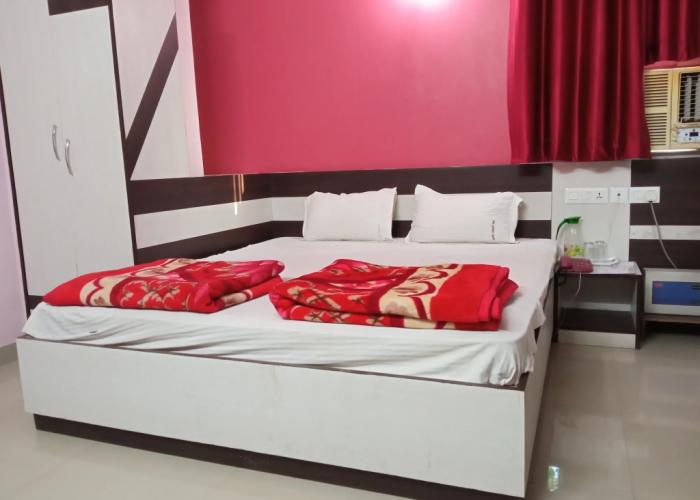 Hotel Viraat Inn