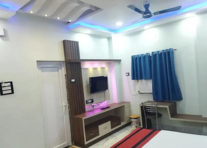 G P Guest House And Banquet Hall