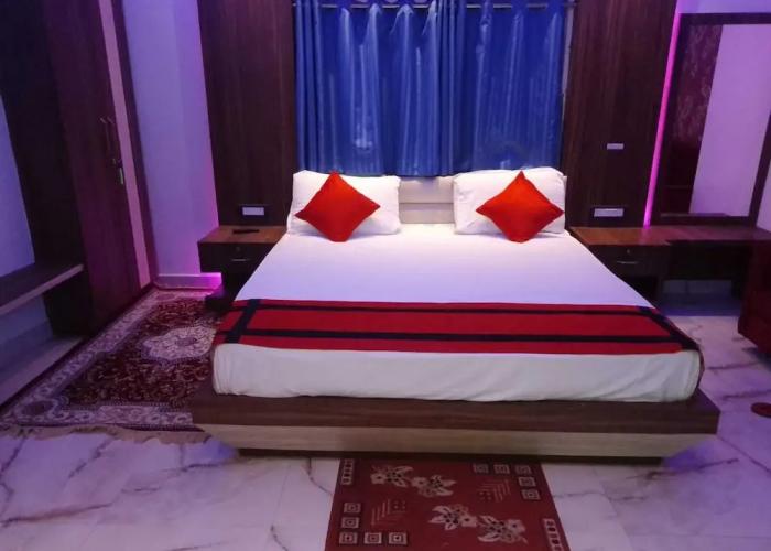 G P Guest House And Banquet Hall
