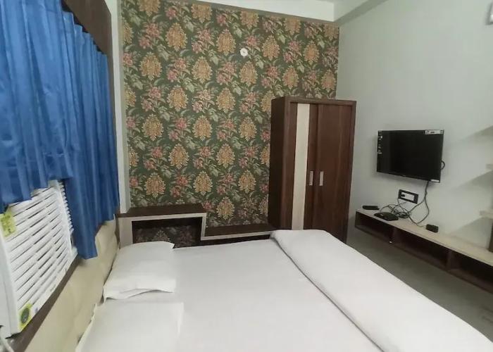 G P Guest House And Banquet Hall