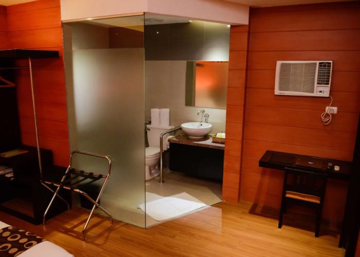 Sun City Suites
