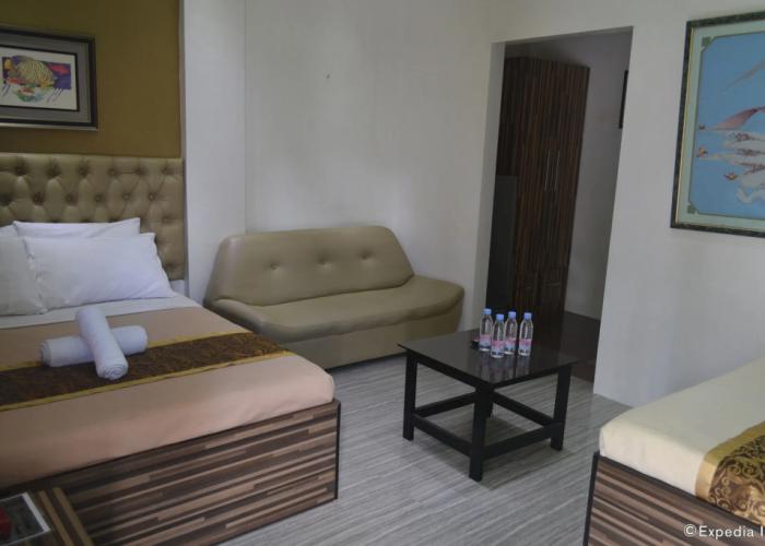 Zanrock MicroHotel