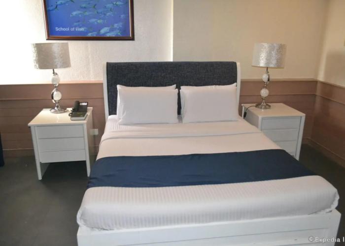 Anchor Hotel