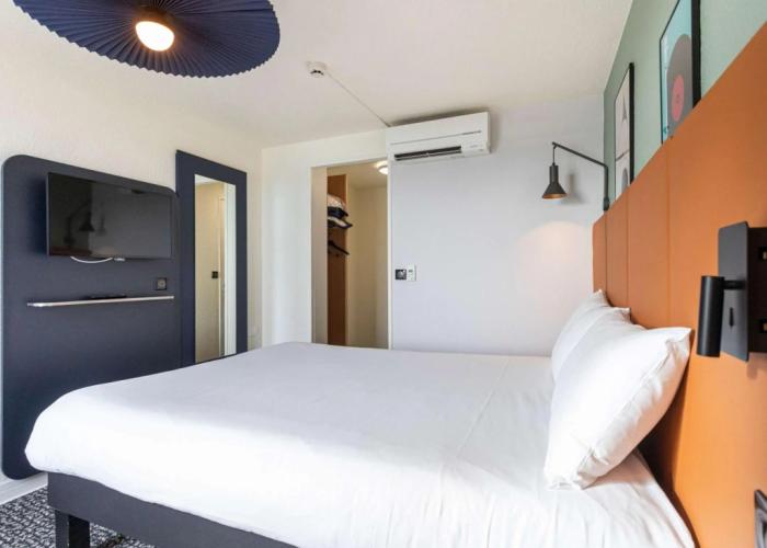 ibis Granville Port de plaisance