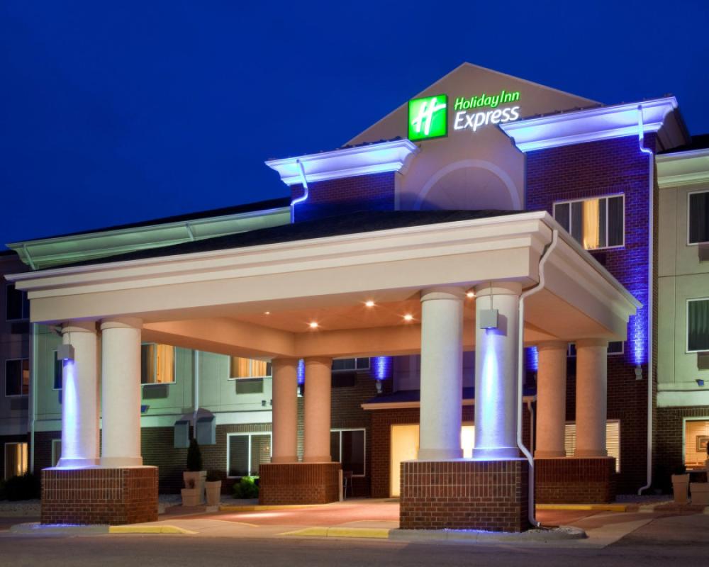 Holiday Inn Express Hotel & Suites Vermillion by IHG