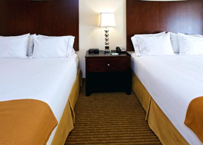 Holiday Inn Express Hotel & Suites Cleburne by IHG