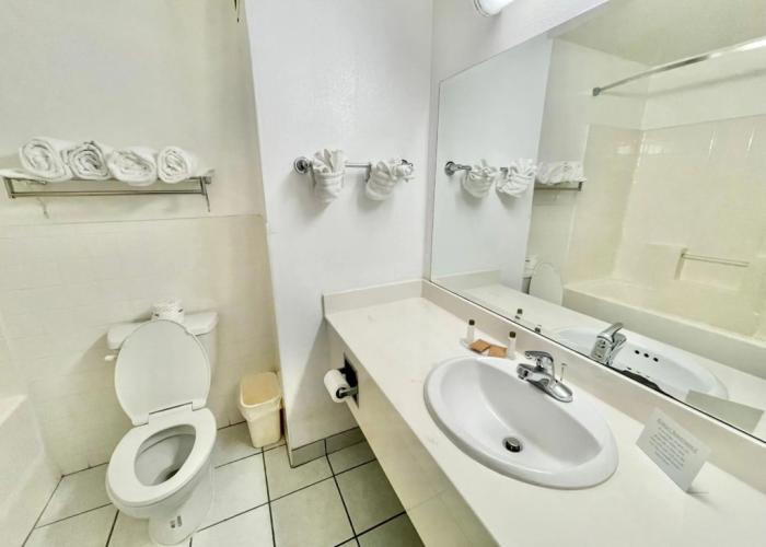 FairBridge Inn & Suites Cleburne