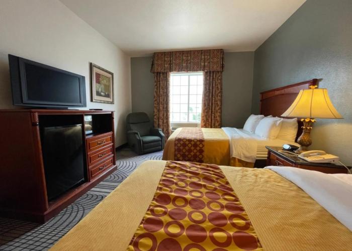FairBridge Inn & Suites Cleburne