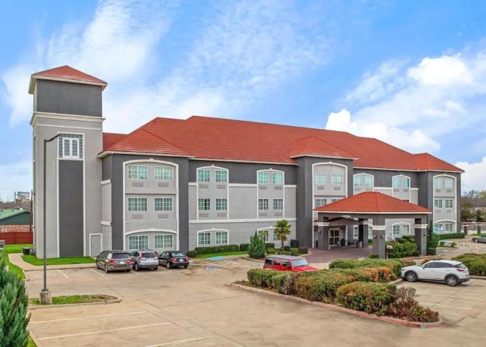 La Quinta Inn & Suites Cleburne