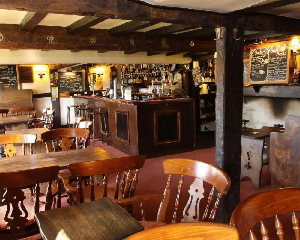 фото The Thatch Inn