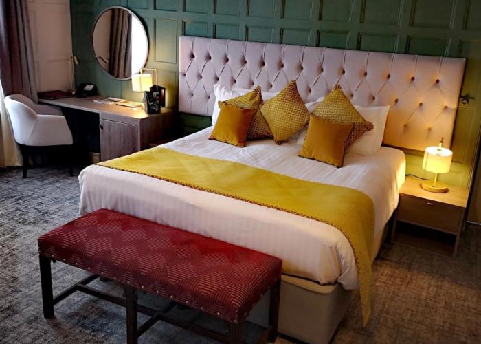 Hatherley Manor Hotel & Spa