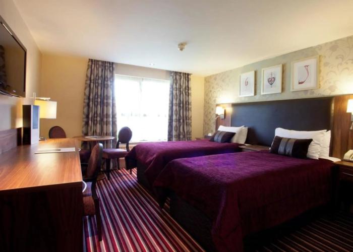 Gloucester Robinswood Hotel, BW Signature Collection