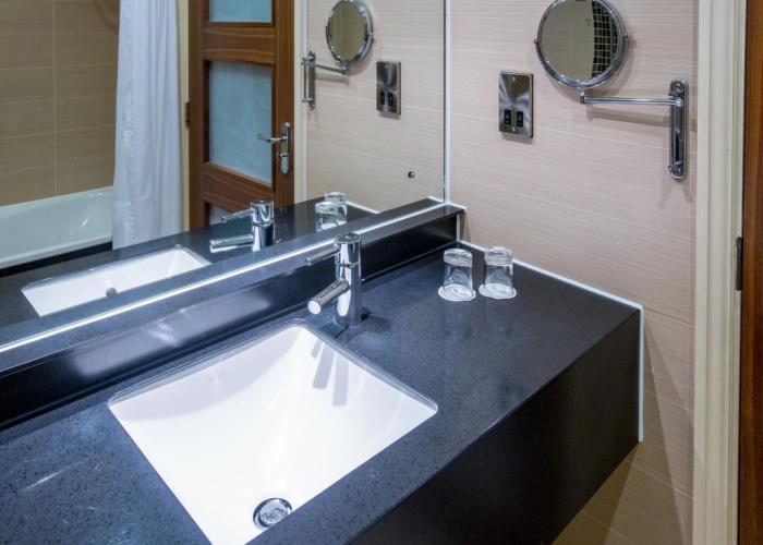 Delta Hotels by Marriott Cheltenham Chase