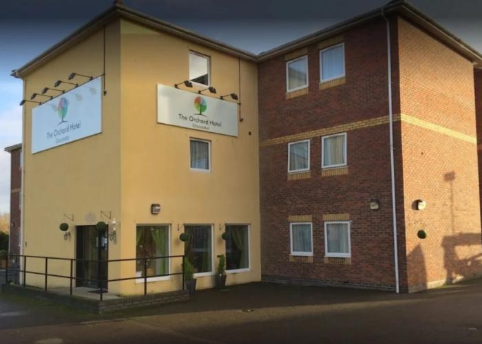 OYO Go2 Gloucester Hotel