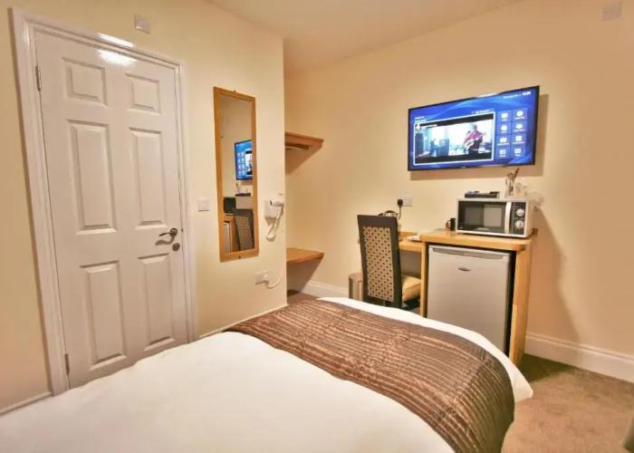 The New County Hotel