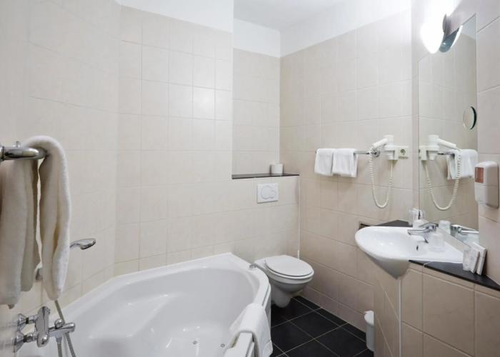 Hotel Mastbosch Breda