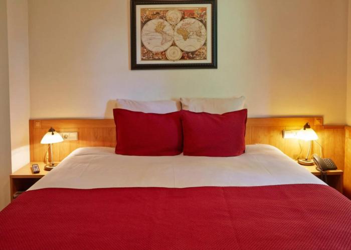 Hotel Mastbosch Breda