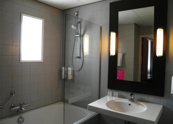 Leonardo Hotel Breda City Center