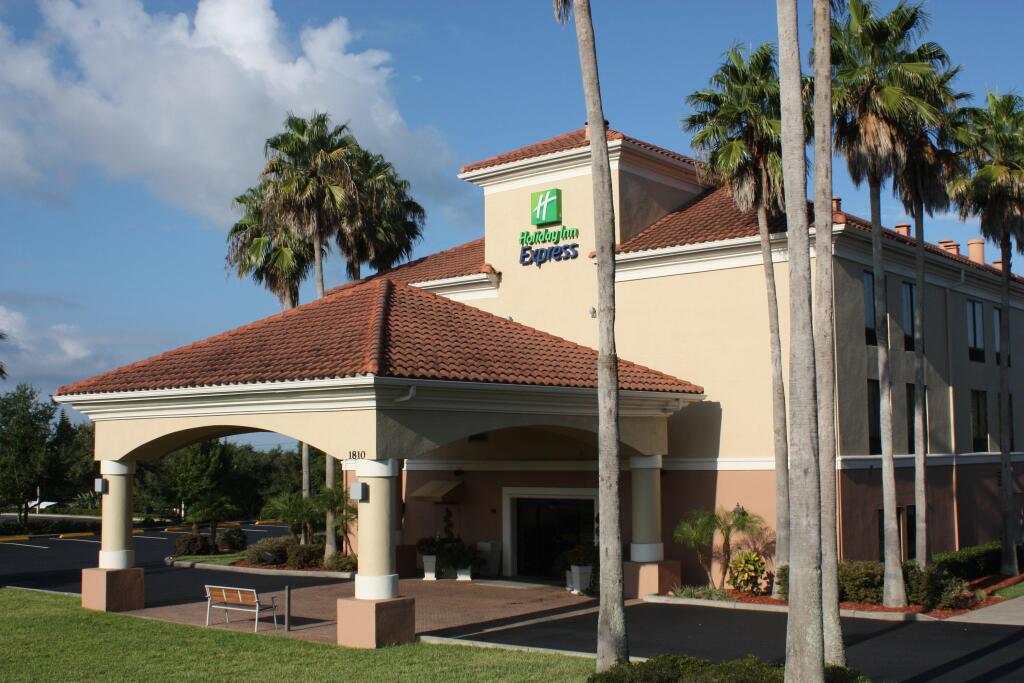 Holiday Inn Express Clermont by IHG
