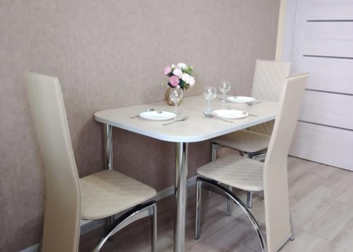 Domashniy uyut, v novom dome, v tsentre goroda Apartaments