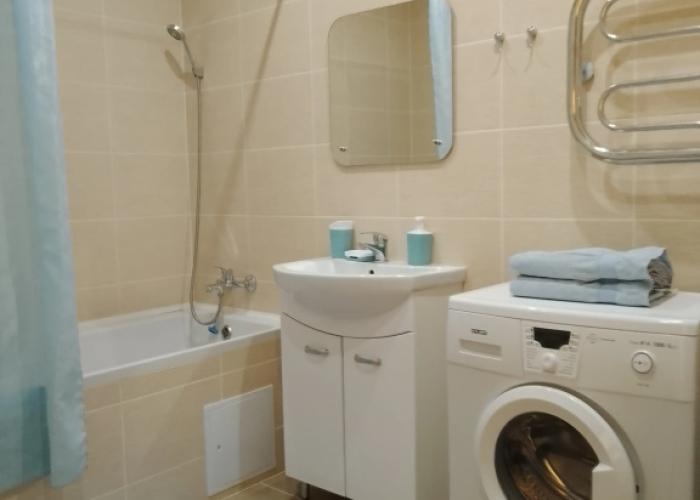 Domashniy uyut, v novom dome, v tsentre goroda Apartaments