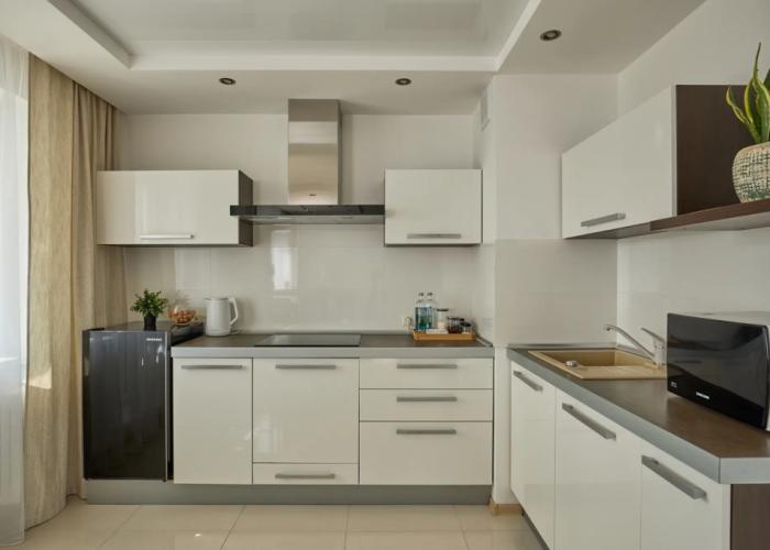 EuroUyut Modern Studio-type Apartments