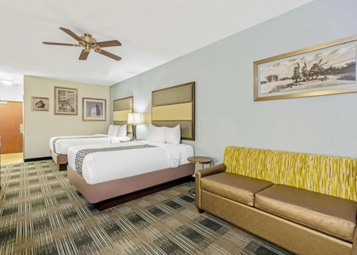 La Quinta Inn & Suites by Wyndham Guthrie