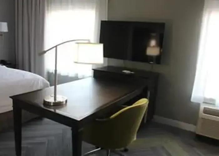 Hampton Inn & Suites Guthrie, OK