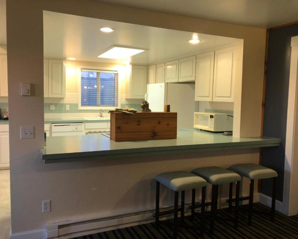 Pacific Reef Hotel & Light Show