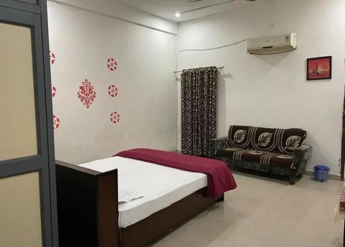 Lord Buddha Guest House
