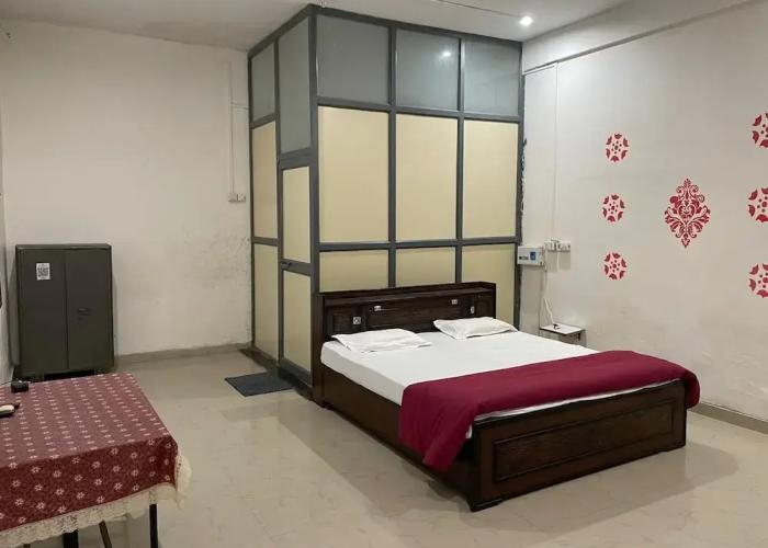 Lord Buddha Guest House