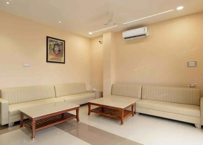 Hotel Shiva Nilay Inn