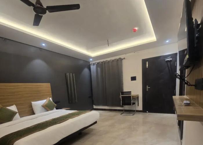 Hotel Golden Tulip'z