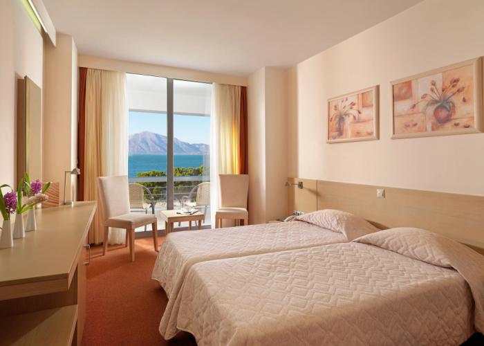 Airotel Achaia Beach