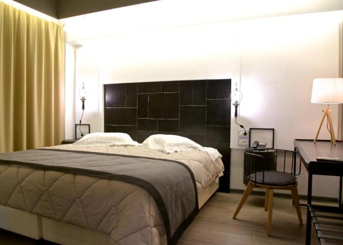 Adonis City Hotel