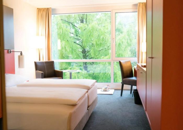 ATLANTIC Hotel Galopprennbahn