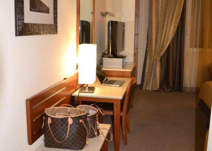 Hotel Airone