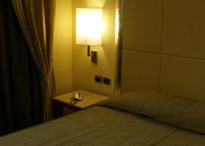Hotel Airone