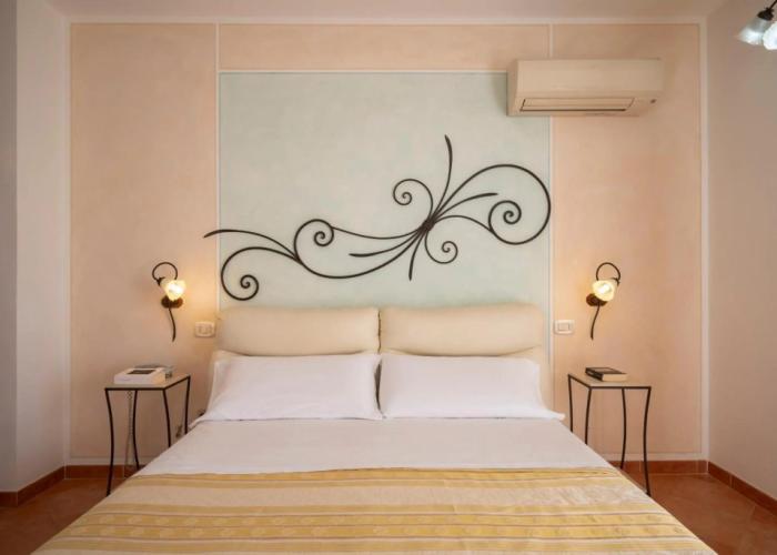Lola Piccolo Hotel