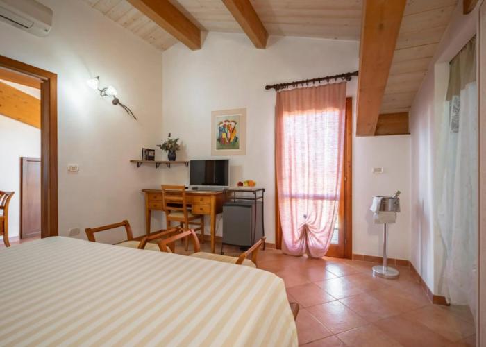 Lola Piccolo Hotel
