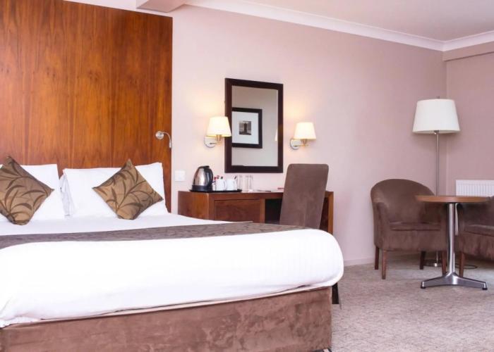 Humber Royal Hotel